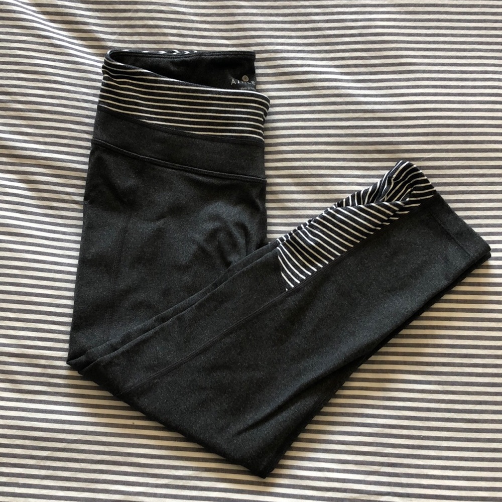 Athleta Capri Leggings